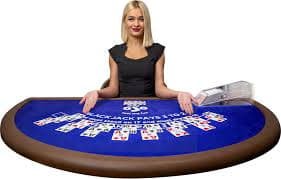 Studio live dealer dugemslot MSC dengan dealer profesional di meja blackjack