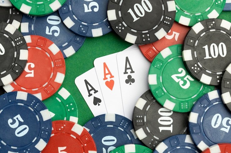 Tampilan aplikasi dugemslot Uber Cup menampilkan meja blackjack live dengan dealer profesional di studio